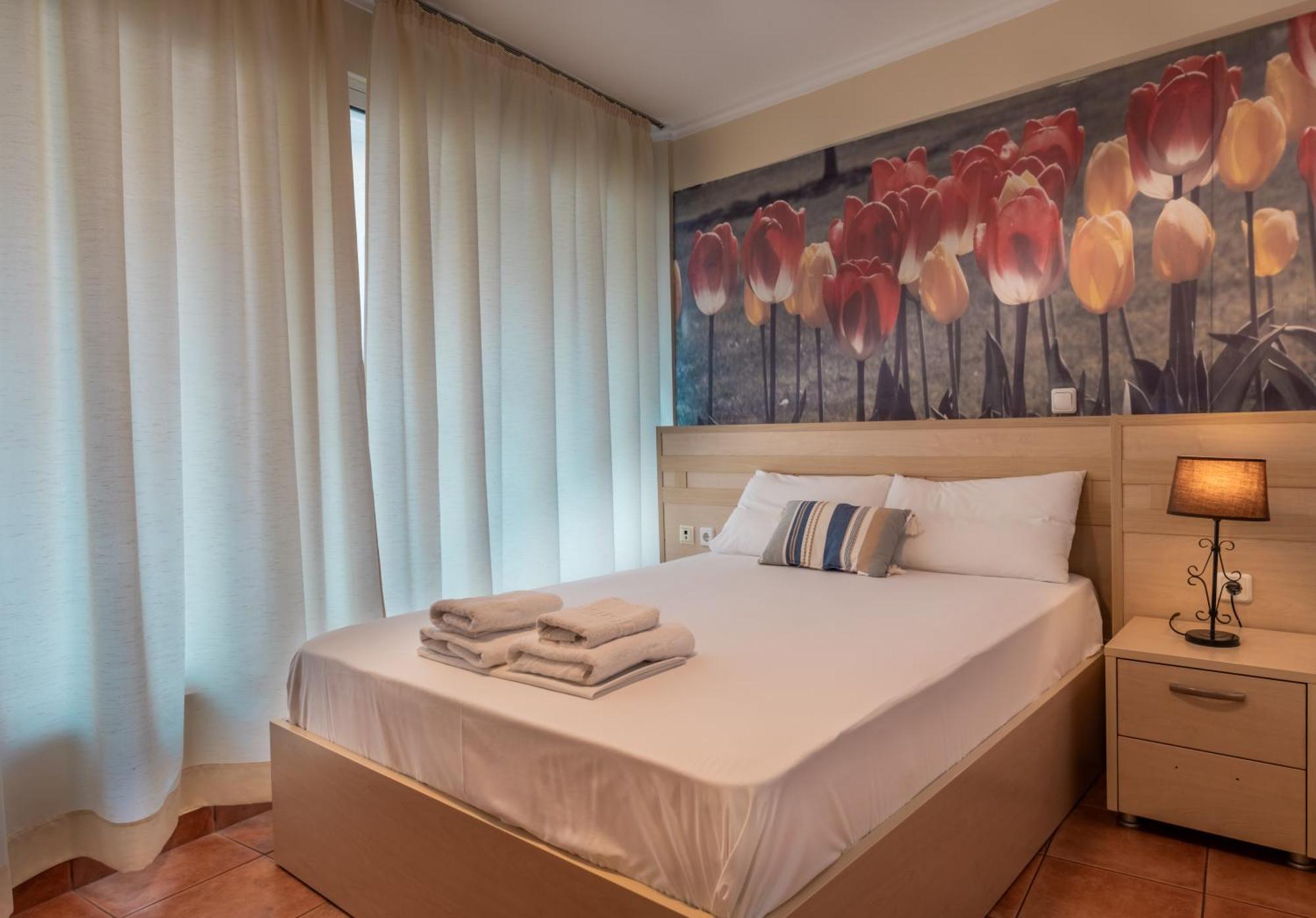 Fontana Luxury Rooms Mytilene Exterior photo
