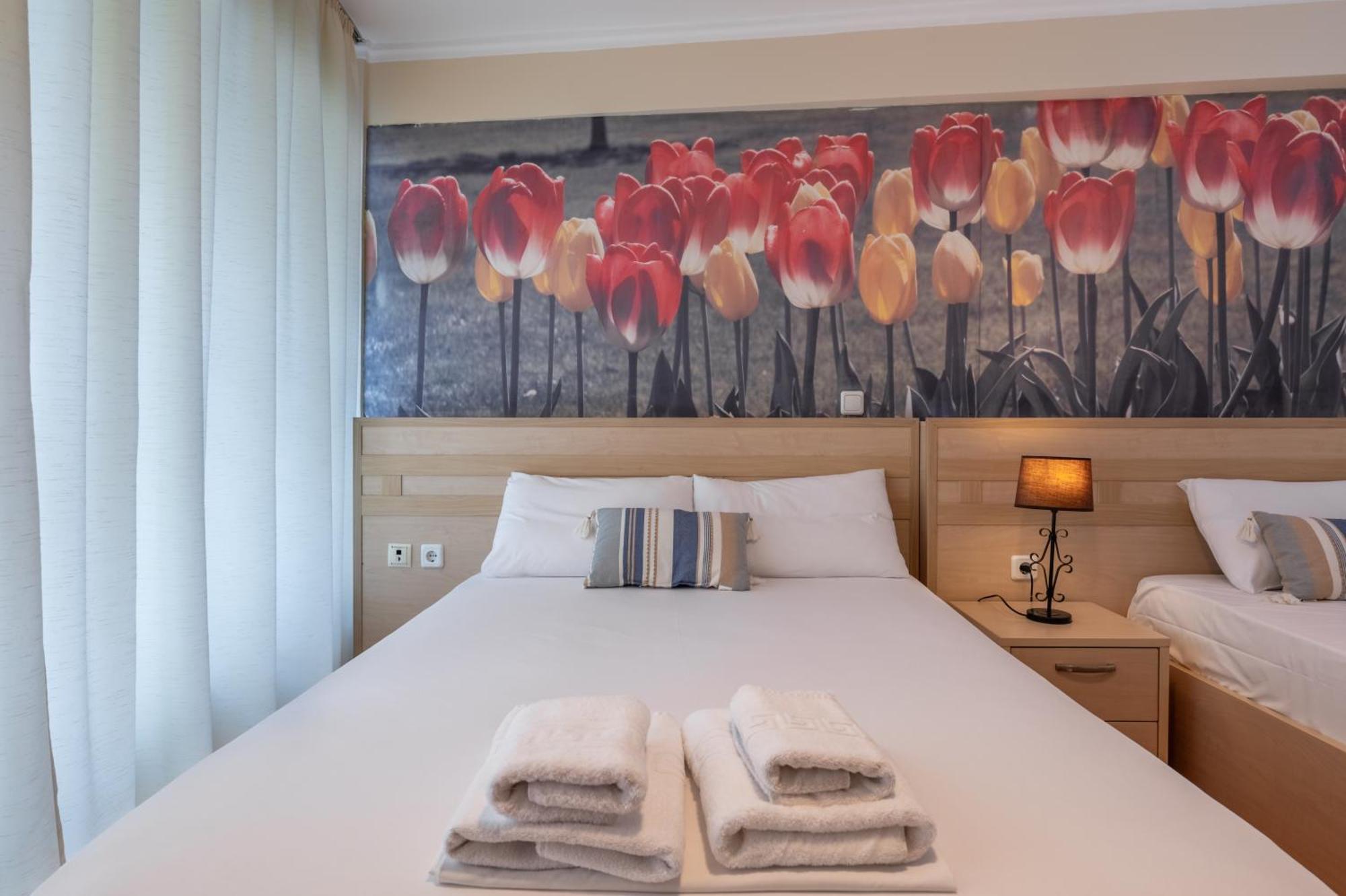 Fontana Luxury Rooms Mytilene Exterior photo