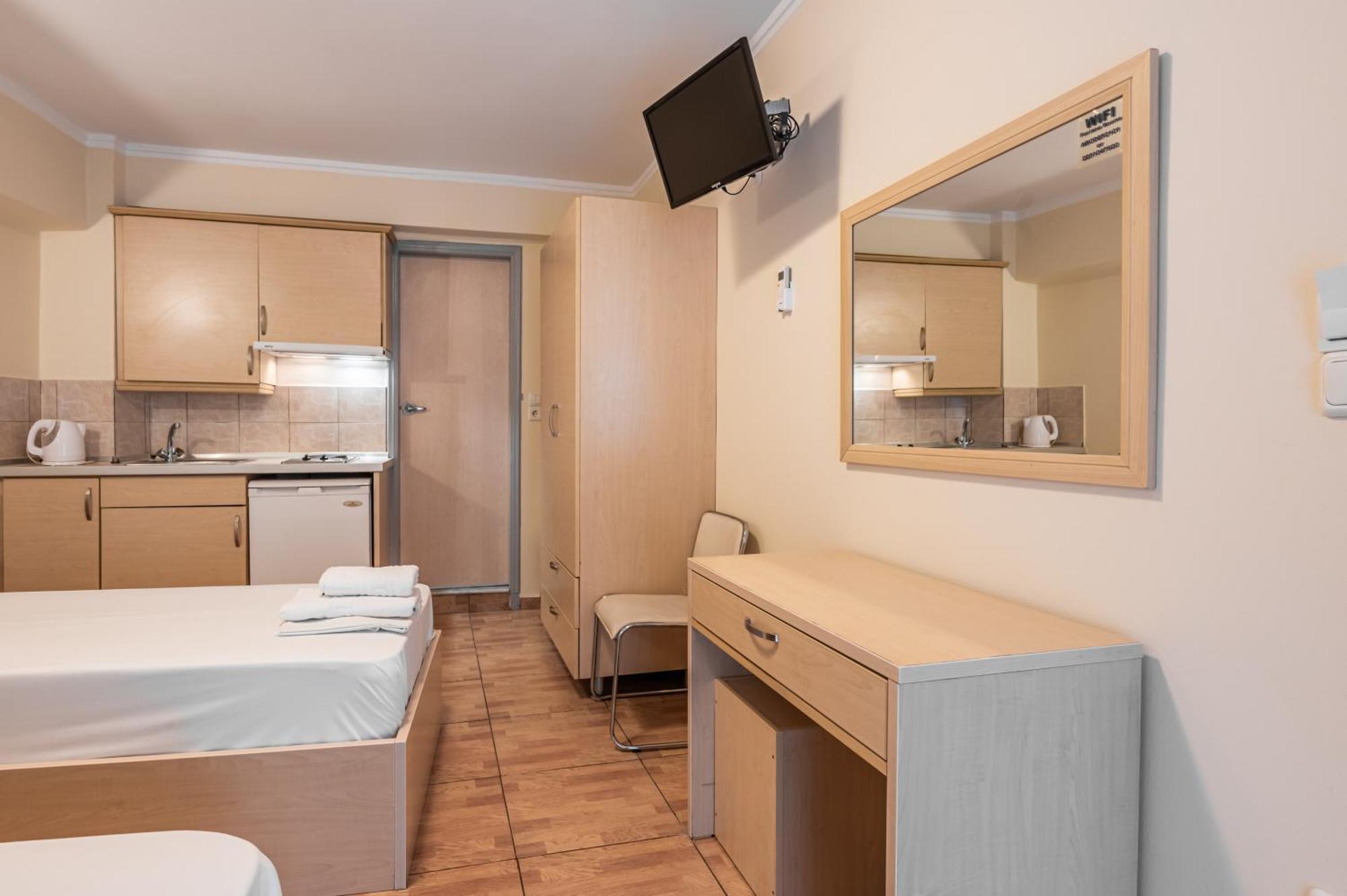 Fontana Luxury Rooms Mytilene Exterior photo