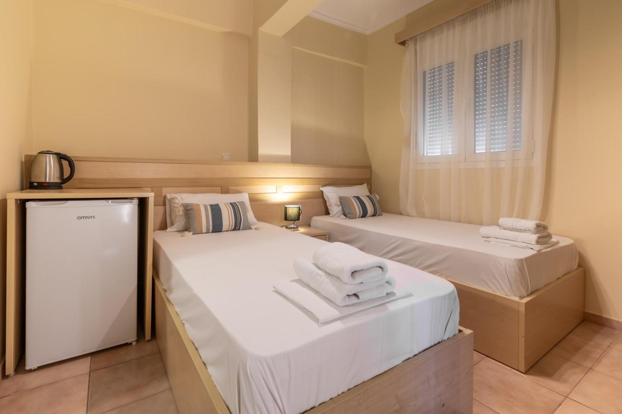 Fontana Luxury Rooms Mytilene Exterior photo